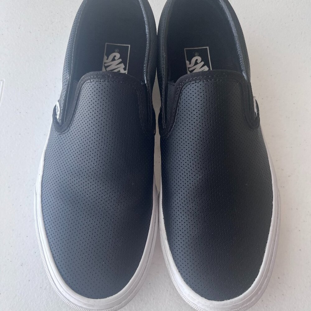 Vans Slip On Black Leather Size 9 Men's - Barely worn